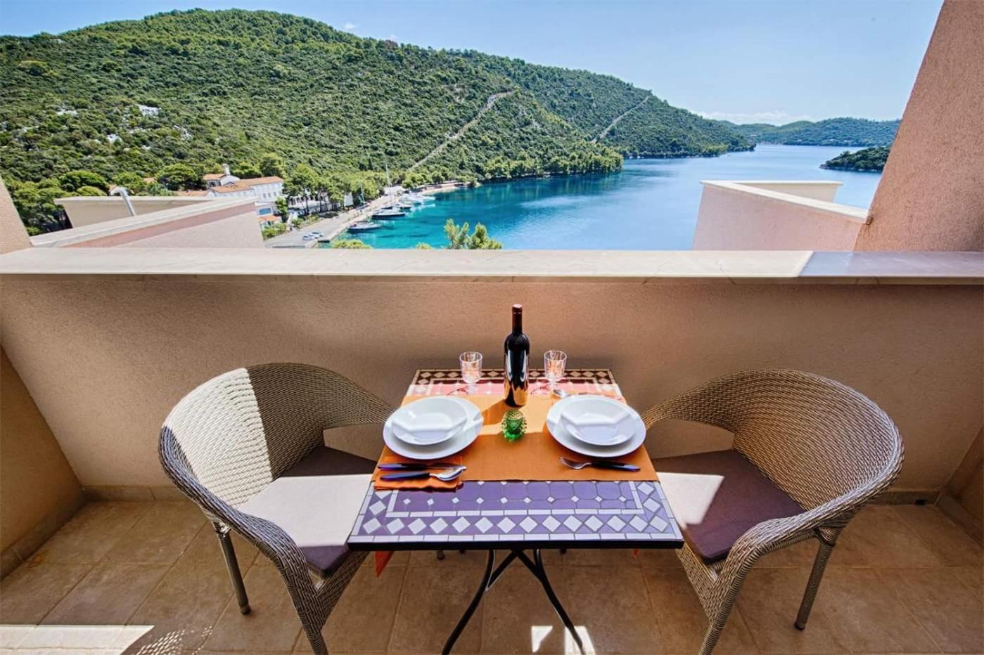 Apartments Ladesta Lastovo 外观 照片