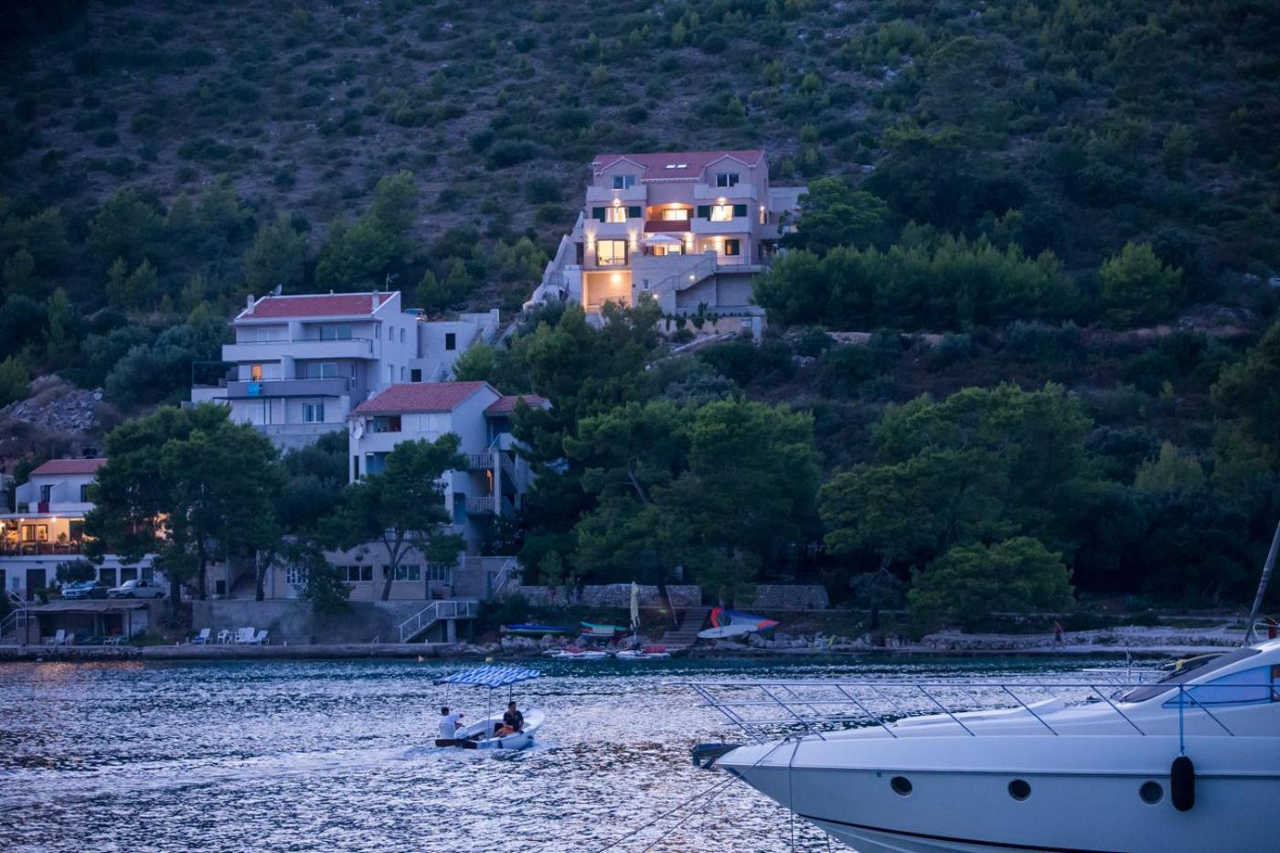 Apartments Ladesta Lastovo 外观 照片